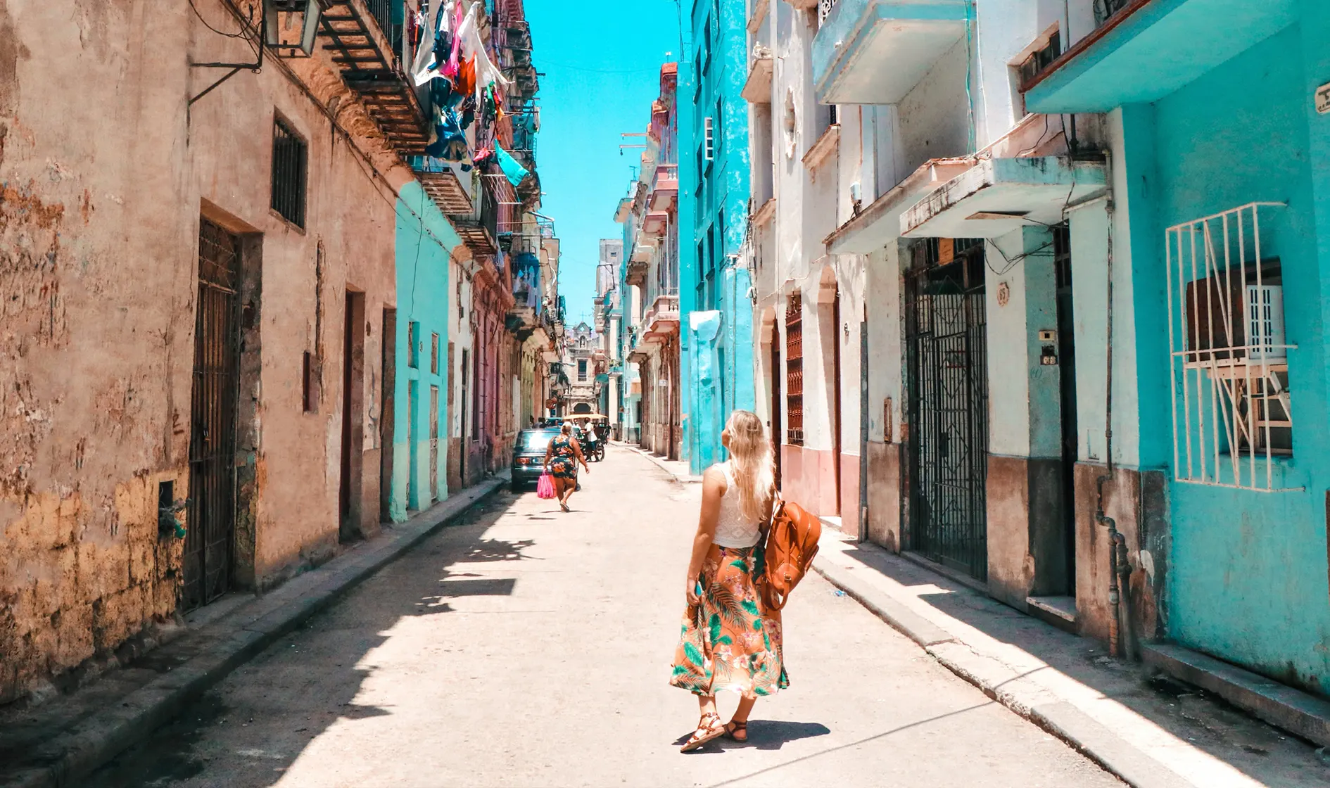 7 destinos donde no se pone el sol » 2023